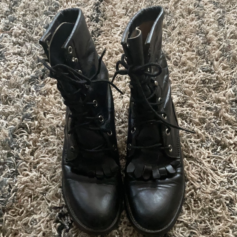 Justin Vintage Laredo Black Boots (Women) - Picture 10 of 13